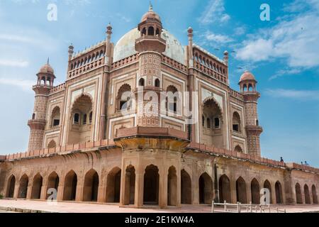 Safdar Jungs Grab, Delhi, Indien. Safdarjung's Tomb ist ein Sandstein und Marmor Mausoleum in Neu Delhi, Indien. Es wurde 1754 in der späten Mughal E gebaut Stockfoto