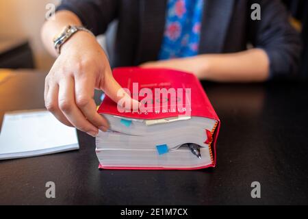 Französisches Justizgesetz - Rotes Gesetzbuch Stockfoto