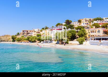 Weißer Sandstrand von Mirties, Kalymnos, Dodekanes, Griechenland Stockfoto