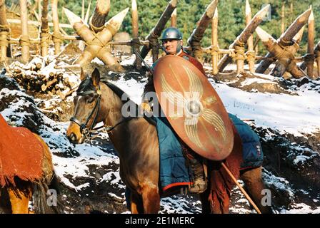 Der Gladiator Film Set 1999 für die Eröffnungsschlacht, in 'Germania', Bourne Woods, Farnham, Surrey, England, Großbritannien Stockfoto