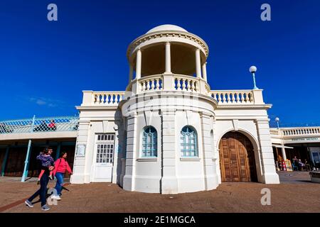 England, East Sussex, Bexhill on Sea, De La Warr Pavilion, Promenade Art Deco Cupola Stockfoto