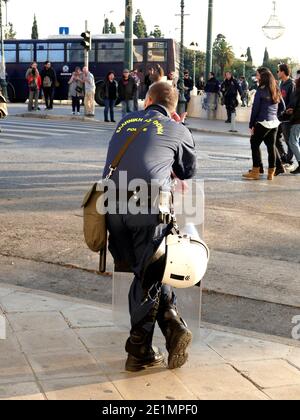 Griechenland Athen Athen Athen Polizei Bewachung Demonstration Stockfoto