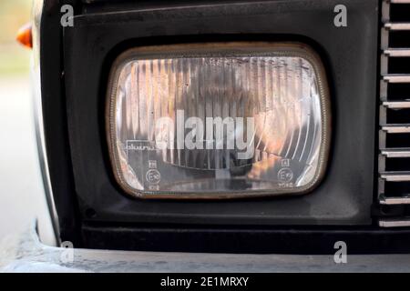Alte Yugo-Autolampel Stockfoto