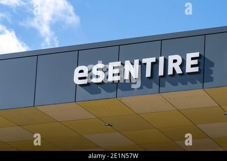 Waterloo, Ontario, Kanada – 17. Oktober 2020: Das Firmenzeichen von eSentire Inc. Ist in Waterloo, Ontario, Kanada zu sehen. Stockfoto