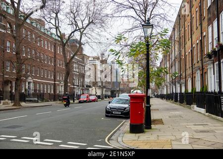 LONDON - Barclays High Street Bank in der Fleet Street Filiale, einer großen britischen multinationalen Bank Stockfoto