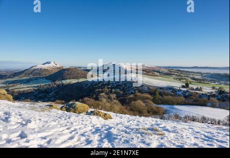 Caer Caradoc, Hazler Helmeth Hill, Hill und Hope Bowdler Hill aus Ragleth Hill am frühen Abend Licht gesehen, Church Stretton, Shropshire Stockfoto