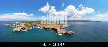 Luftpanorama von Nusa Lembongan in Indonesien Stockfoto