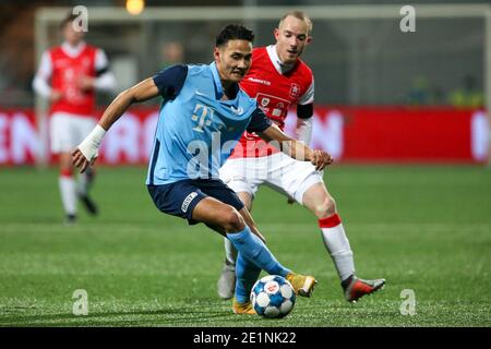 MAASTRICHT, NIEDERLANDE - 8. JANUAR: Raymond Huizing von Jong FC Utrecht, Jerome Deom von MVV während des niederländischen Keukenkampioendivisie-Spiels zwischen MVV und FC Utrecht U23 am 8. Januar 2021 in De Geusselt in Maastricht, Niederlande (Foto: Perry vd Leuvert/BSR AgencyOrange BilderAlamy Live News) Stockfoto