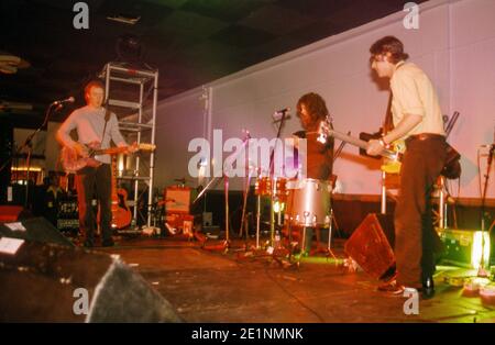 Low Performing at All Tomorrows Parties A.T.P 20th April 2002, Camber Sands, Rye, West Sussex, England, Vereinigtes Königreich. Stockfoto