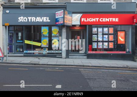 Edinburgh, Schottland - 8. Januar 2021: Flight Centre und STA reisen auf der Hanover St. in Edinburgh und schließen ihre Türen aufgrund der Covid-19 Pandemie Stockfoto