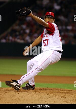 Los Angeles Angels of Anaheim Reliever Francisco Rodriguez Pitches während 8-6 Sieg über die New York Yankees im Angel Stadium in Anaheim, Kalifornien auf Stockfoto