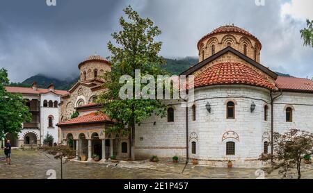 Asenovgrad, Bulgarien 24.07.2019. Die Kathedrale Kirche der Jungfrau Maria in der Bachkovo Kloster der Dormition der Theotokos oder Mariä Himmelfahrt Stockfoto