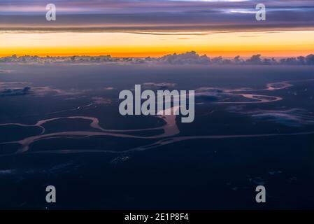 Sonnenuntergang über dem Parana Fluss in Argentinien Stockfoto