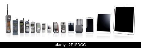 Altes Handy aus der Vergangenheit auf weißem Hintergrund zu präsentieren. Stockfoto