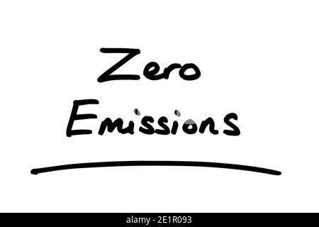 Zero Emissions handgeschrieben auf weißem Hintergrund. Stockfoto