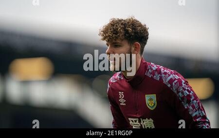 Turf Moor, Burnley, Lanchashire, Großbritannien. Januar 2021. English FA Cup Football, Burnley versus Milton Keynes Dons; Anthony Gomez Mancini of Burnley Credit: Action Plus Sports/Alamy Live News Stockfoto