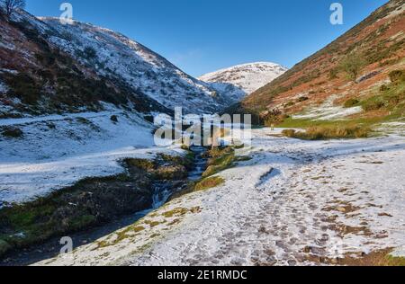 Der Bach durch Carding Mill Valley, Church Stretton, Shropshire Stockfoto