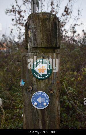 Milton Keynes hat Kultur! Hier ist ein Wegweiser zu einer kulturellen Route in Milton Keynes. Stockfoto