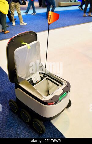 Raumschiff-Lieferroboter, ausgestellt auf der CES, Consumer Electronics Show, der weltweit größten Messe Las Vegas, NV, USA Stockfoto