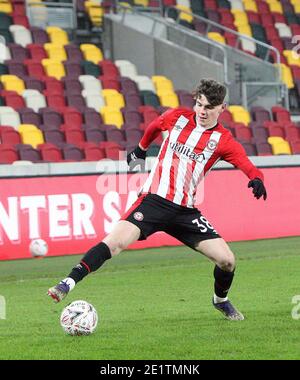 Brentford, Großbritannien. Januar 2021. Max Haygarth von Brentford während des FA Cup Spiels gegen Middlesbrough im Brentford Community Stadium, Brentford Bild von Mark Chapman/Focus Images/Sipa USA ? 09/01/2021 Credit: SIPA USA/Alamy Live News Stockfoto