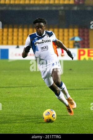 Benevento, Kampanien, ITALIEN. Januar 2021. Während der italienischen Serie A Fußballspiel FC Benevento gegen AC Atalanta am 09. Januar 2021 im Ciro Vigorito Stadion.in Bild: Duvan Zapata. Quelle: Fabio Sasso/ZUMA Wire/Alamy Live News Stockfoto