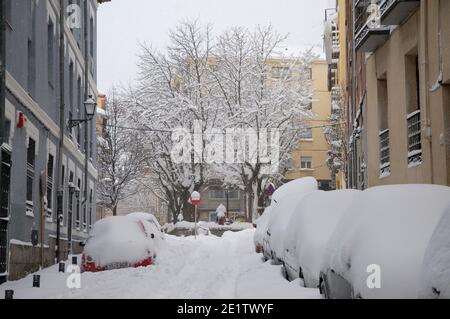 Schneetag in San Lorenzo de El Escorial, Madrid. Stockfoto