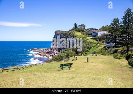 Bangalley Head und Bangalley Reserve zwischen Whale Beach und Avalon Beach in Sydney, in der jurassic Ära und eine beliebte Buschwanderung gebildet Stockfoto