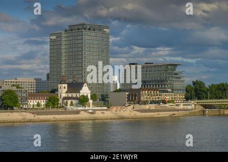 Rhein, Lanxess Tower, Kennedyplatz, Deutz, Köln, 92660 Stockfoto