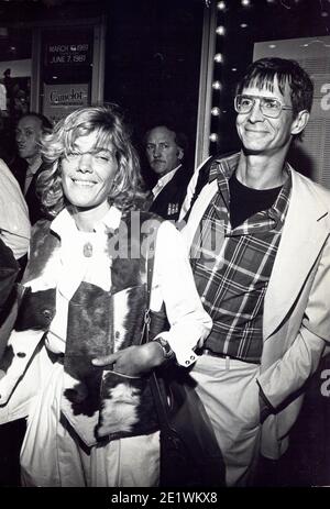 ANTHONY PERKINS mit Frau Berinthia 'Berry' Berenson Perkins Foto: Ralph Dominguez/MediaPunch Stockfoto