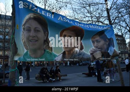 Paris, Frankreich. Januar 2021. Marsch zu Ehren von Sakine Cansiz, Fidan Dogan und Leyla Soylemez, drei kurdischen Aktivisten, die am 09. Januar 2013 in Paris, Frankreich, ermordet 2021 wurden. Demonstranten prangern die Straffreiheit für diese Verbrechen und ihren Sponsor an, so der türkische Präsident Erdogan. Foto von Karim Ait Adjedjou/Avenir Pictures/ABACAPRESS.COM Quelle: Abaca Press/Alamy Live News Stockfoto