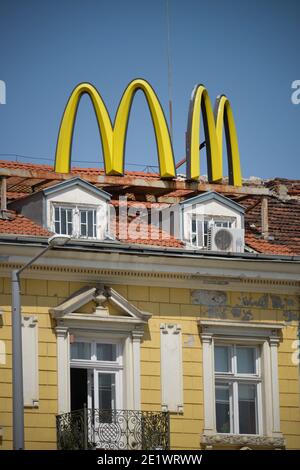 McDonalds Werbung, Bulevard Knyaginya Maria Luiza, Sofia, Bulgarien Stockfoto