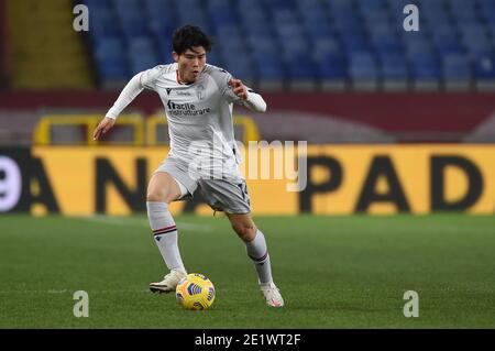 Genua, Italien. Januar 2021. Genova, Italien, Luigi Ferraris Stadion, 09. Januar 2021, Takehiro Tomiyasu (Bologna) während Genua CFC vs Bologna FC - Italienisch Fußball Serie A Spiel Kredit: Danilo Vigo/LPS/ZUMA Wire/Alamy Live News Stockfoto