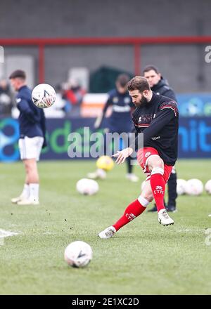 Broadfield Stadium, Crawley, Sussex, Großbritannien. Januar 2021. English FA Cup Football, Crawley Town versus Leeds United; Joe McNerney of Crawley Warming Up Credit: Action Plus Sports/Alamy Live News Stockfoto