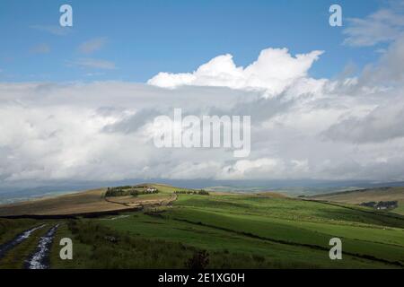 Sturmwolken über Bowstonegate Lyme Handley Lyme Park angesehen Von sponds Hill Cheshire England Stockfoto