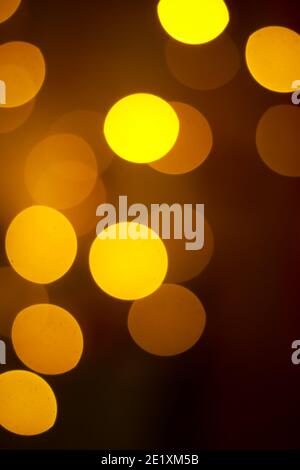 Blur Golden Bokeh Light Art Abstrakter Hintergrund. Bokeh Night Stock-Bilder. Stockfoto
