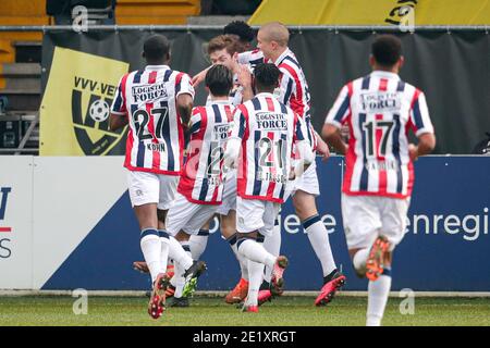 VENLO, NIEDERLANDE - 10. JANUAR: Jan-Arie van der Heijden von Willem II. Feiert das Tor (0:1) beim niederländischen Eredivisie-Spiel zwischen VVV Venlo und Willem II am 10. Januar 2021 in De Koel in Venlo, Niederlande (Foto: Broer van den Boom/BSR AgencyOrange BilderAlamy Live News) Stockfoto