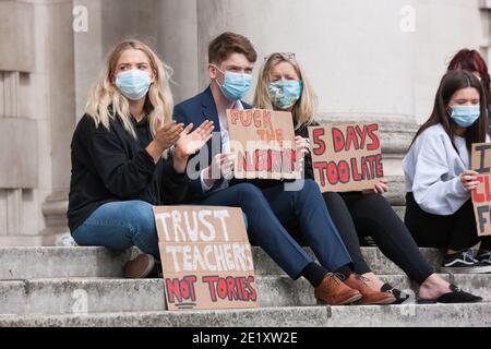 Leeds, Großbritannien - 18 2020. August: Studenten und Lehrer in Leeds protestieren gegen die Regierung, die die Prüfungsergebnisse behandelt Stockfoto