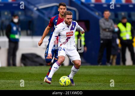 VALENCIA, SPANIEN - JANUAR 10: Nemanja Radoja von Levante, Kevin Rodrigues von SD Eibar während des La Liga Santander Spiels zwischen Levante UD und SD Eibar im Estadi Ciutat de Valencia am 10. Januar 2021 in Valencia, Spanien (Foto: Pablo Morano/BSR AgencyOrange BilderAlamy Live News) Stockfoto