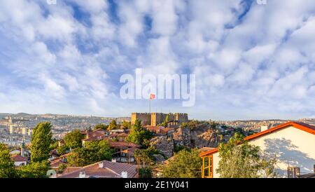 Das Schloss Ankara ist eine beliebte Touristenattraktion. Stockfoto