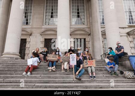 Leeds, Großbritannien - 18 2020. August: Studenten und Lehrer in Leeds protestieren gegen die Regierung, die die Prüfungsergebnisse behandelt Stockfoto