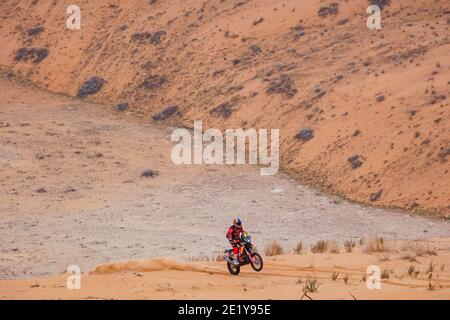 03 Price Toby (aus), KTM, Red Bull KTM Factory Team, Moto, Bike, Action während der 7. Etappe der Dakar 2021 zwischen Ha'il und Sakaka, in Saudi-Arabien am 10. Januar 2021 - Foto Florent Gooden / DPPI / LM Stockfoto