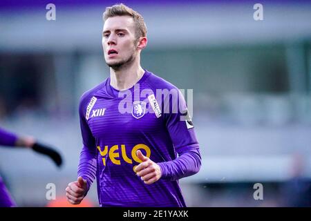 ANTWERPEN, BELGIEN - JANUAR 10: Tom Pietermaat von Beerschot v.a. beim Pro League Spiel zwischen Beerschot VA und KAA Gent im Sporthal Kiel auf Ja Stockfoto