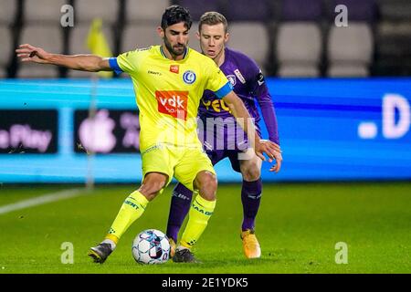 ANTWERPEN, BELGIEN - 10. JANUAR: Pierre Bourdin von Beerschot V.A., Tom Pietermaat von Beerschot V. A. während des Pro-League-Spiels von Beerschot VA und KAA Gent am 10. Januar 2021 in der Sporthal Kiel in Antwerpen, Belgien (Foto: Jeroen Meuwsen/BSR AgencyOrange BilderAlamy Live News) Stockfoto