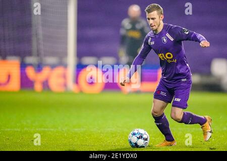 ANTWERPEN, BELGIEN - JANUAR 10: Tom Pietermaat von Beerschot v.a. beim Pro League Spiel zwischen Beerschot VA und KAA Gent im Sporthal Kiel auf Ja Stockfoto