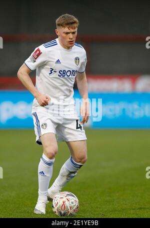 Crawley, Großbritannien. Januar 2021. CRAWLEY, ENGLAND - JANUAR 10: Jack Jenkins aus Leeds United debütiert während der dritten Runde des FA Cup zwischen Crawley Town und Leeds United am 10. Januar 2021 im People's Pension Stadium, Crawley, UK Credit: Action Foto Sport/Alamy Live News Stockfoto