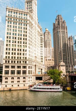 Wendella Bootsfahrten Architekturtour auf dem Chicago River in Chicago Downtown, USA Stockfoto