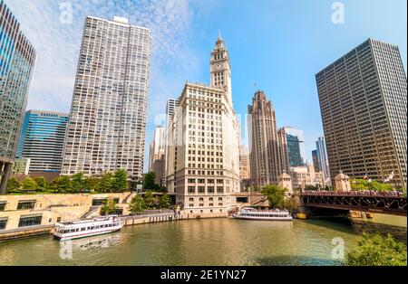 Wendella Bootsfahrten Architekturtour auf dem Chicago River in Chicago Downtown, USA Stockfoto