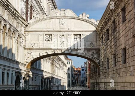 Seufzerbrücke, Ponte dei Sospiri in Venedig, Italien Stockfoto