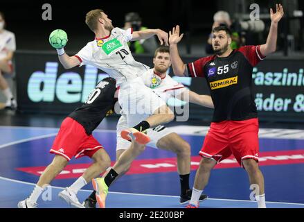 Köln, Deutschland. 10. Jan, 2021. firo: 10.01.2021, Handball: EHF Euro 2022 Qualifiers, Qualifikation, Nationalmannschaft Deutschland - Österreich Philipp WEBER, GER, Duelle Quelle: dpa/Alamy Live News Stockfoto