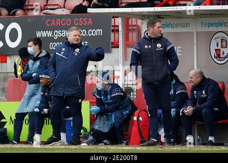 Crawley, Großbritannien. Januar 2021. CRAWLEY, ENGLAND - JANUAR 10: John Yems Manager von Crawley Town während des FA Cup Dritte Runde zwischen Crawley Town und Leeds United im People's Pension Stadium, Crawley, UK am 10. Januar 2021 Credit: Action Foto Sport/Alamy Live News Stockfoto